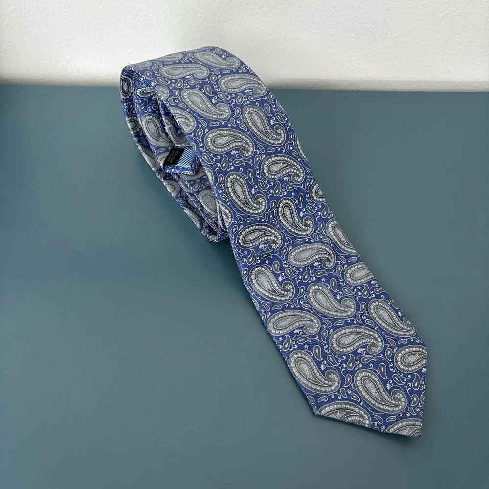 Filo D'Oro | 100% Silk Hand Made Blue and Gray Paisley Neck Tie